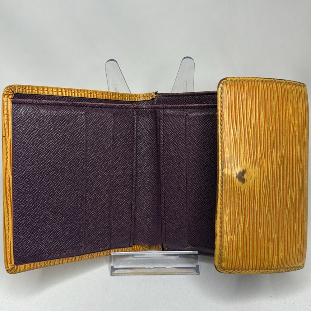 Louis Vuitton Tri-Fold Yellow/Purple Epi Leather Wallet | Unisex | Pre-Owned | - Picture 5 of 11